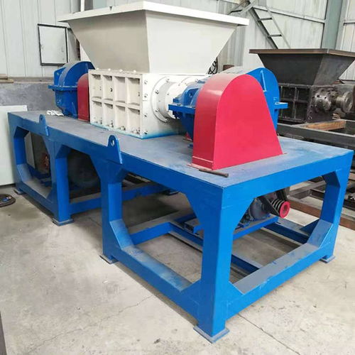 服裝撕碎機在環(huán)保產(chǎn)業(yè)中的應用——聯(lián)德環(huán)保科技的創(chuàng)新之路